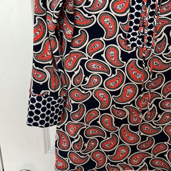 Fun paisley print top from Macys ⭐️ - Picture 3 of 5